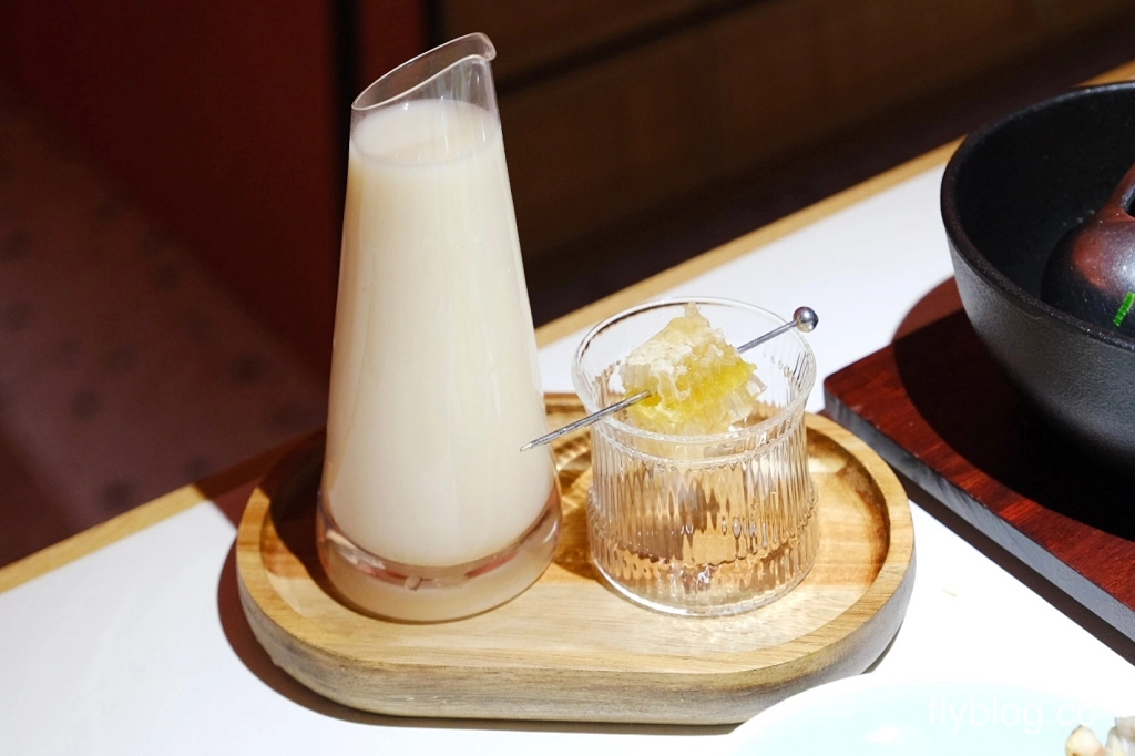 台中西屯｜屋馬金韓食．台灣大道橘紅建築新亮點，屋馬韓式料理新品牌 @飛天璇的口袋