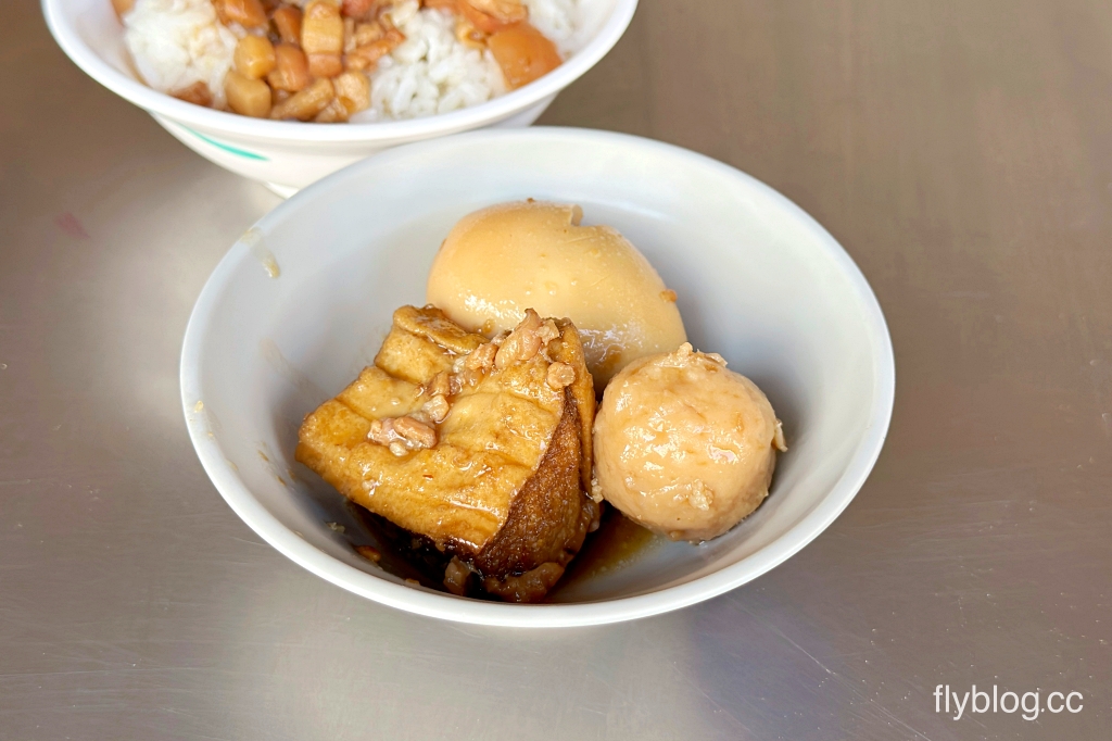 台南中西｜阿星鹹粥．米其林必比登推薦，在地近60年的虱目魚粥 @飛天璇的口袋