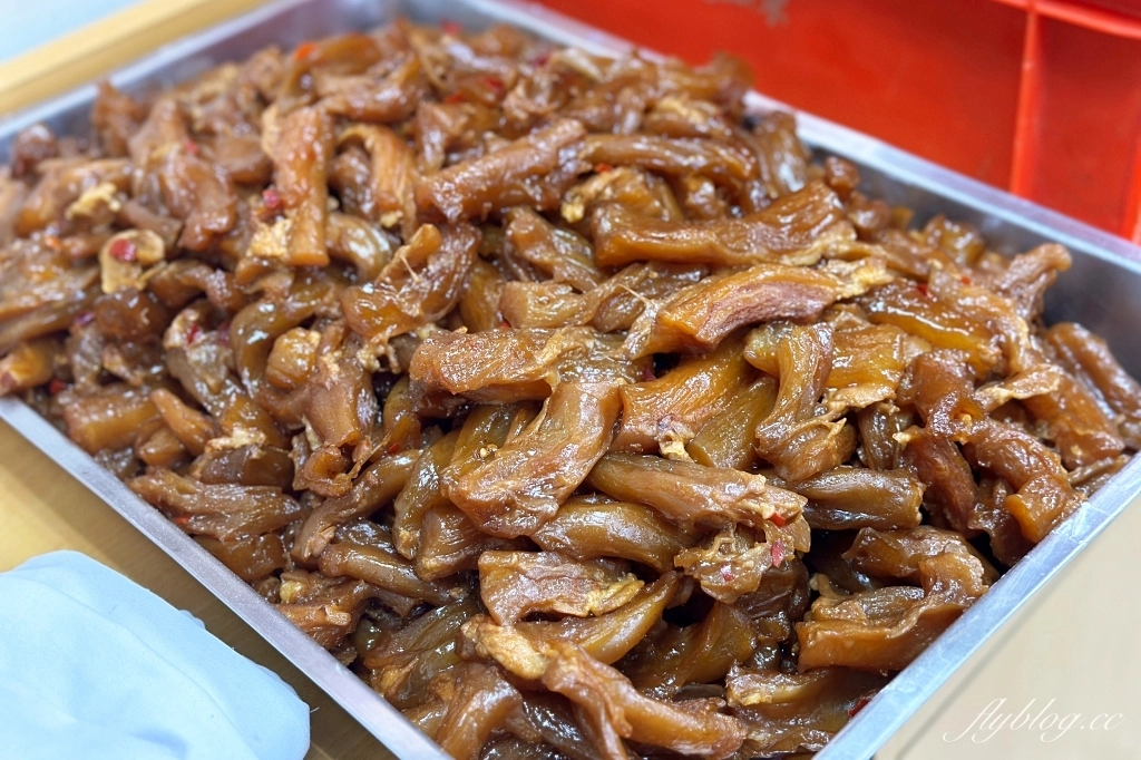 台北萬華｜老山東牛肉麵．西門町萬年大樓地下室，米其林必比登牛肉麵 @飛天璇的口袋