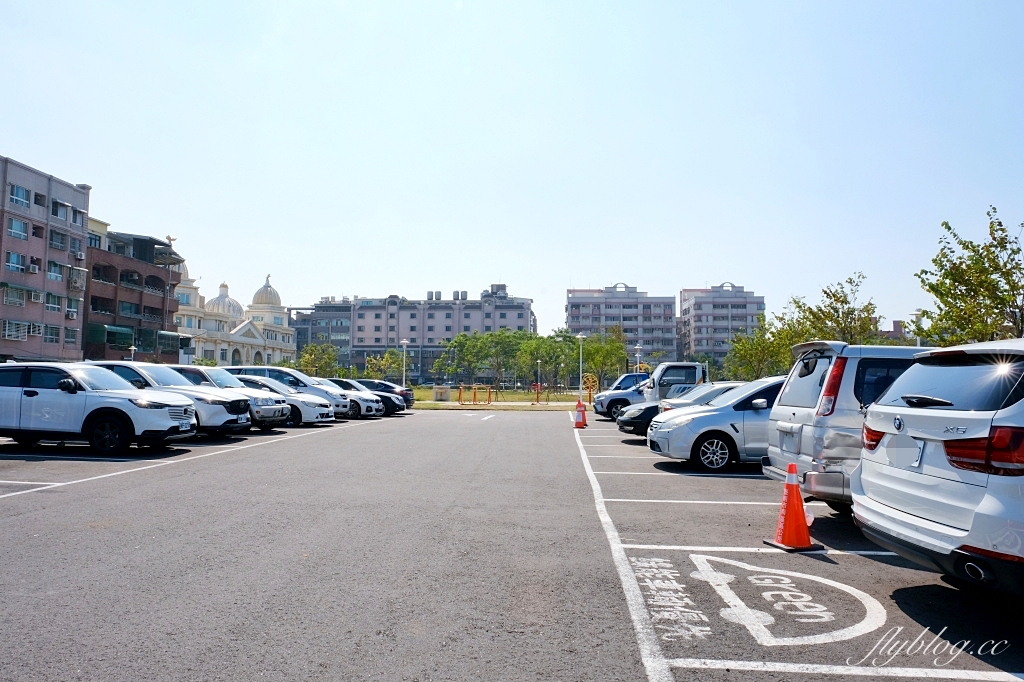 台南南區｜健康綠洲公園．充滿沖繩風情，3層樓高旋轉式溜滑梯，24公尺雙軌滑索 @飛天璇的口袋