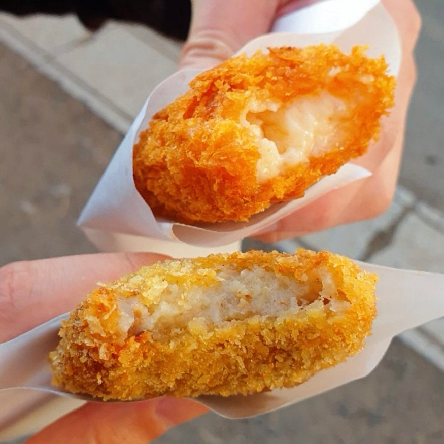 日本大分｜金賞可樂餅コロッケ．由布院必吃排隊美食，全國可樂餅大賽金賞獎 @飛天璇的口袋