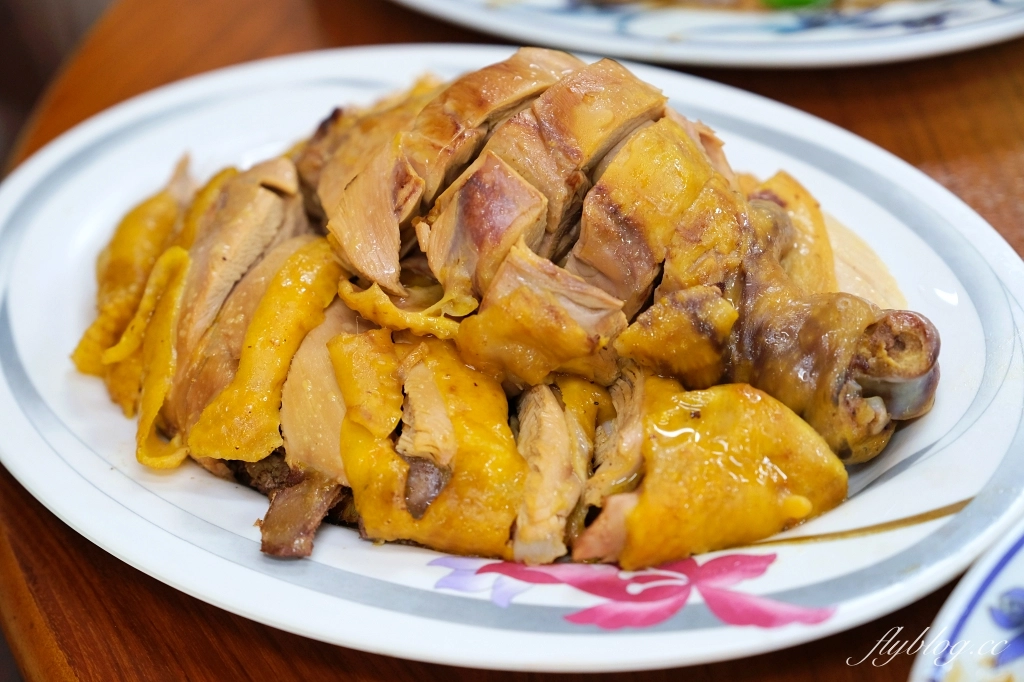 台中和平｜山江客家料理餐廳．谷關溫泉美食，品嚐鱒龍魚料理 @飛天璇的口袋