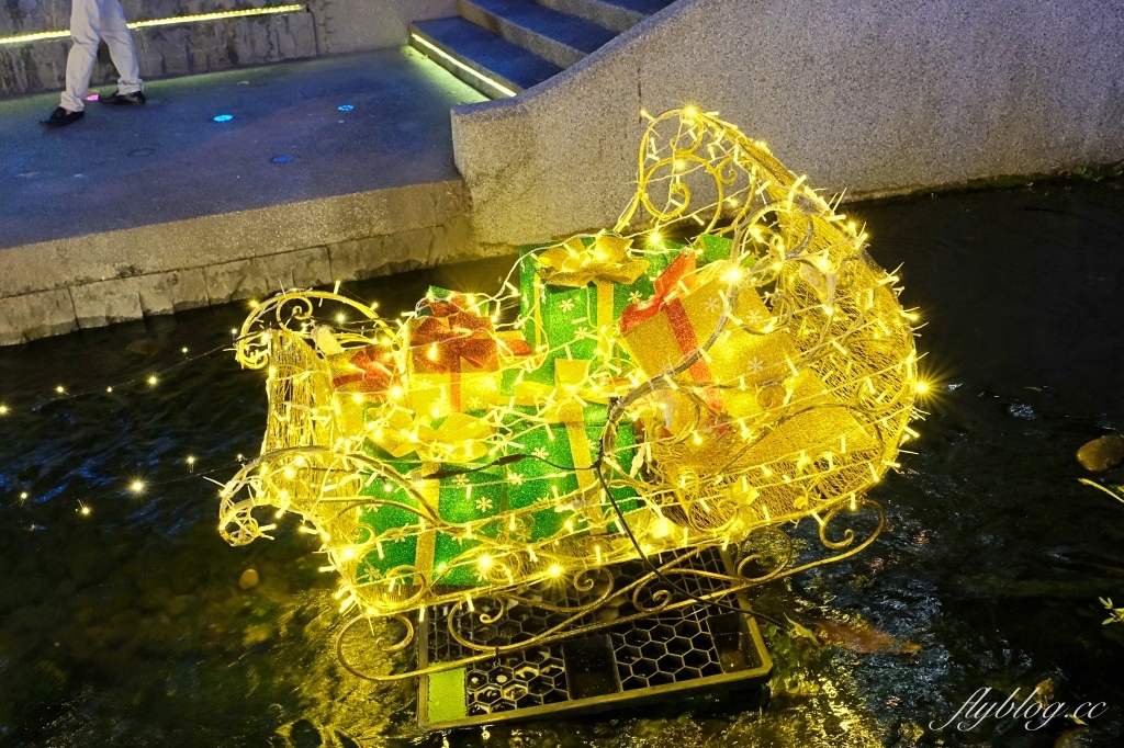 台中旅遊|2023新盛綠川水岸廊道.台中耶誕嘉年華,可愛的聖誕老公公拉雪橇 @飛天璇的口袋 台中旅遊|2023新盛綠川水岸廊道.台中耶誕嘉年華,可愛的聖誕老公公拉雪橇 @飛天璇的口袋