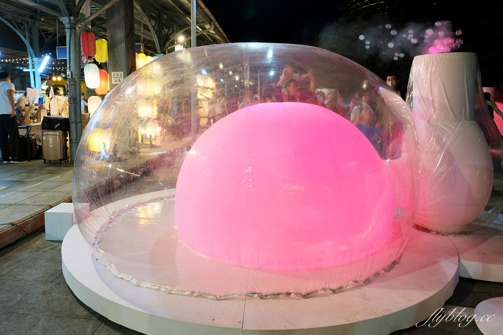 台中旅遊｜2023舊台中火車站．台中耶誕嘉年華，粉紅聖誕樹登場囉 @飛天璇的口袋