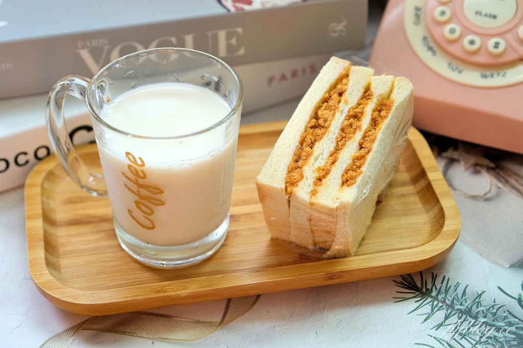 台中沙鹿｜陳石城肉脯．2024台中十大伴手禮，台中海線近百年老字號肉脯 @飛天璇的口袋