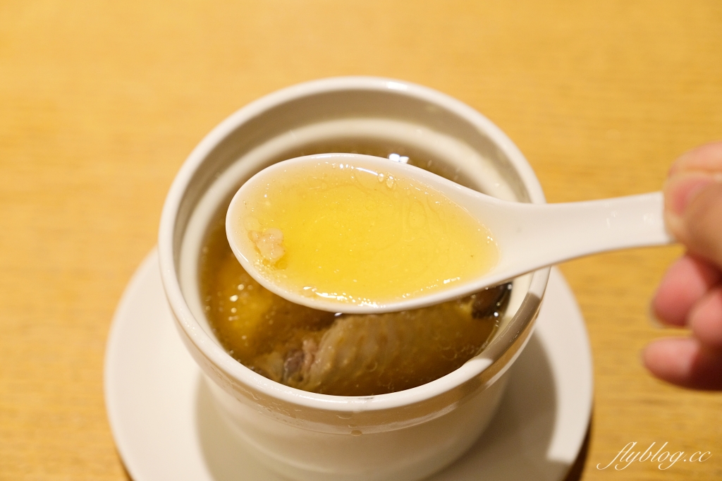 彰化員林|松柏軒景觀餐廳.隱身禪風庭園的玻璃屋餐廳,Google評論4.9顆星的百年好味道 @飛天璇的口袋 彰化員林|松柏軒景觀餐廳.隱身禪風庭園的玻璃屋餐廳,Google評論4.9顆星的百年好味道 @飛天璇的口袋