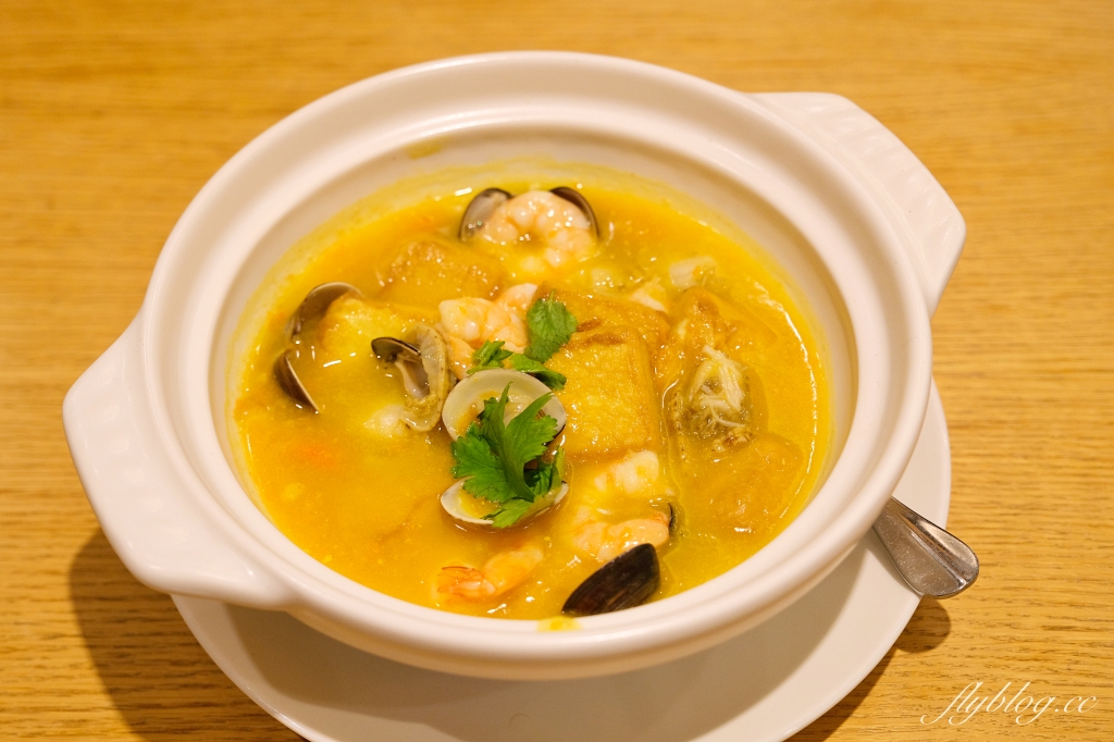 彰化員林｜松柏軒景觀餐廳．隱身禪風庭園的玻璃屋餐廳，Google評論4.9顆星的百年好味道 @飛天璇的口袋