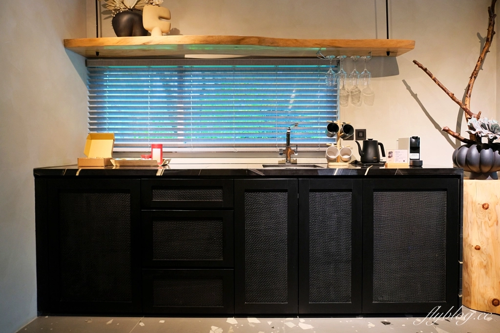 苗栗卓蘭｜寨酌然野奢庄園．苗栗五星級露營區，奢華Villa肆院一泊二食 @飛天璇的口袋