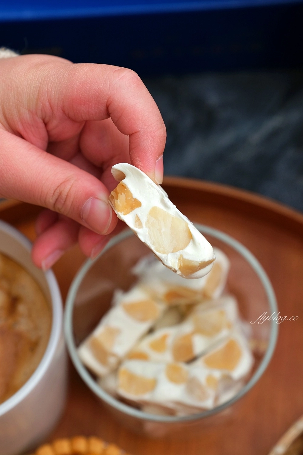 台中西區｜馨品鄉．台中十大伴手禮推薦，夏威夷果牛軋糖創始店 @飛天璇的口袋