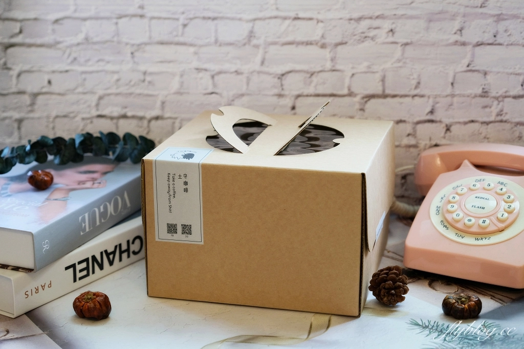 台中太平｜土守咖啡．季節限定草莓蛋糕，太平隱藏版咖啡館 @飛天璇的口袋