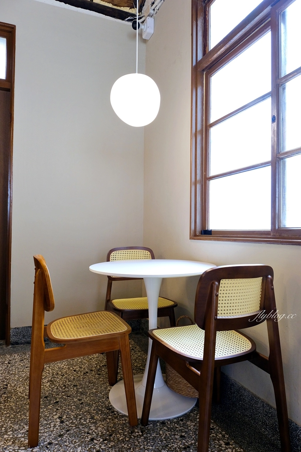 台南安平｜冬日 Dongri．文青網美必訪，隱身安平巷弄裡的咖啡館 @飛天璇的口袋