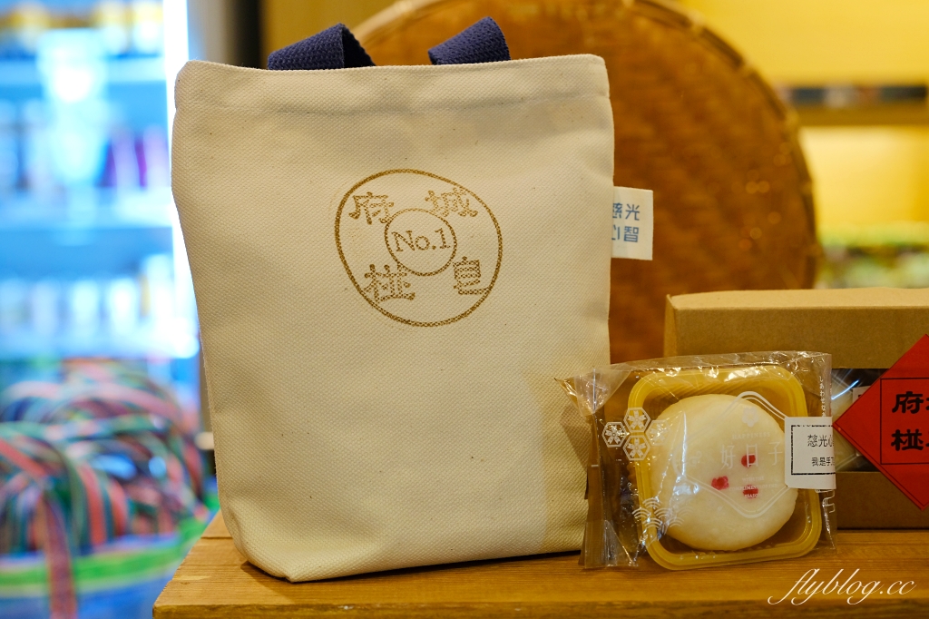 台南南區｜黑橋牌香腸博物館．巨型香腸觀光工廠，復刻台南傳統街道市場 @飛天璇的口袋