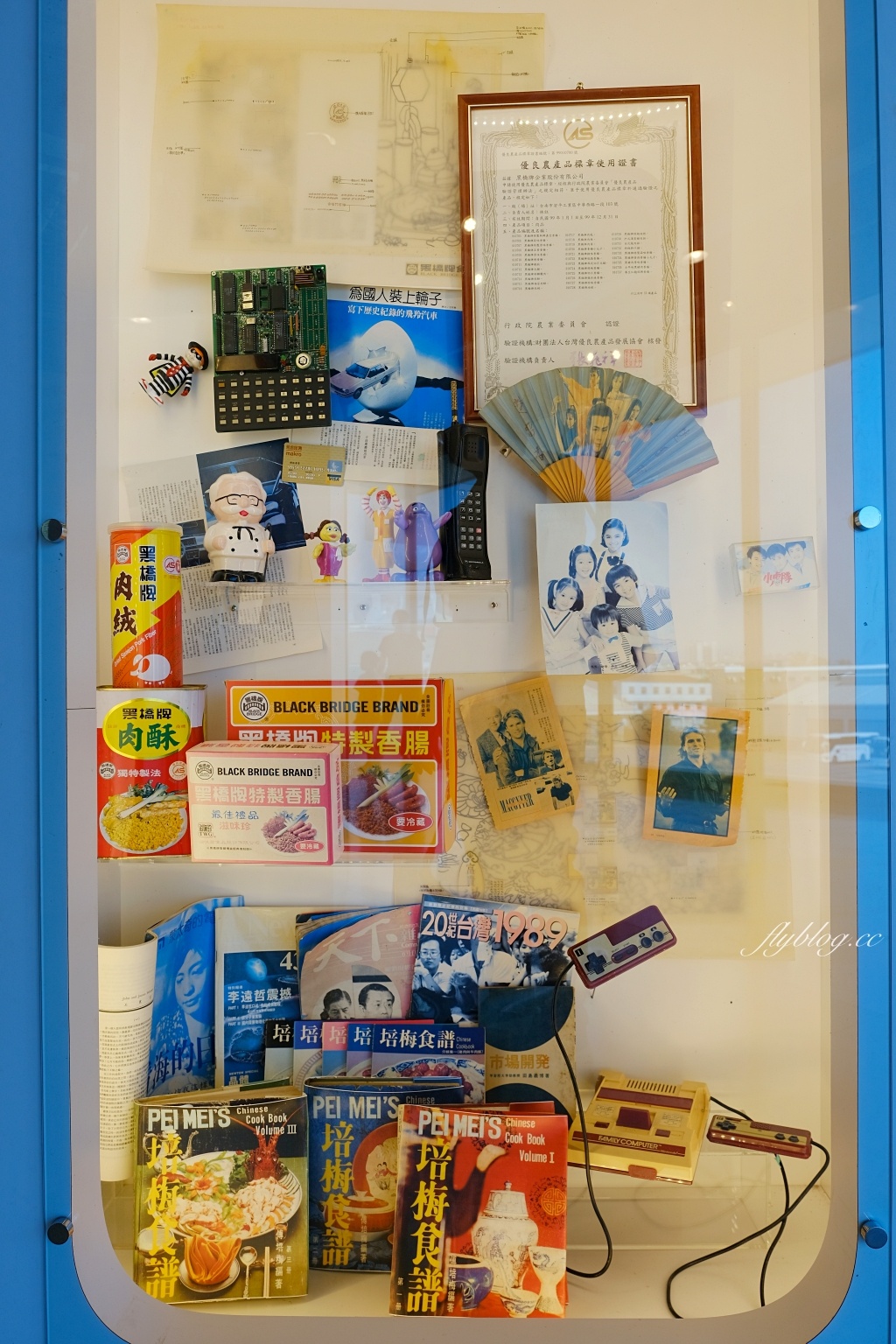 台南南區｜黑橋牌香腸博物館．巨型香腸觀光工廠，復刻台南傳統街道市場 @飛天璇的口袋