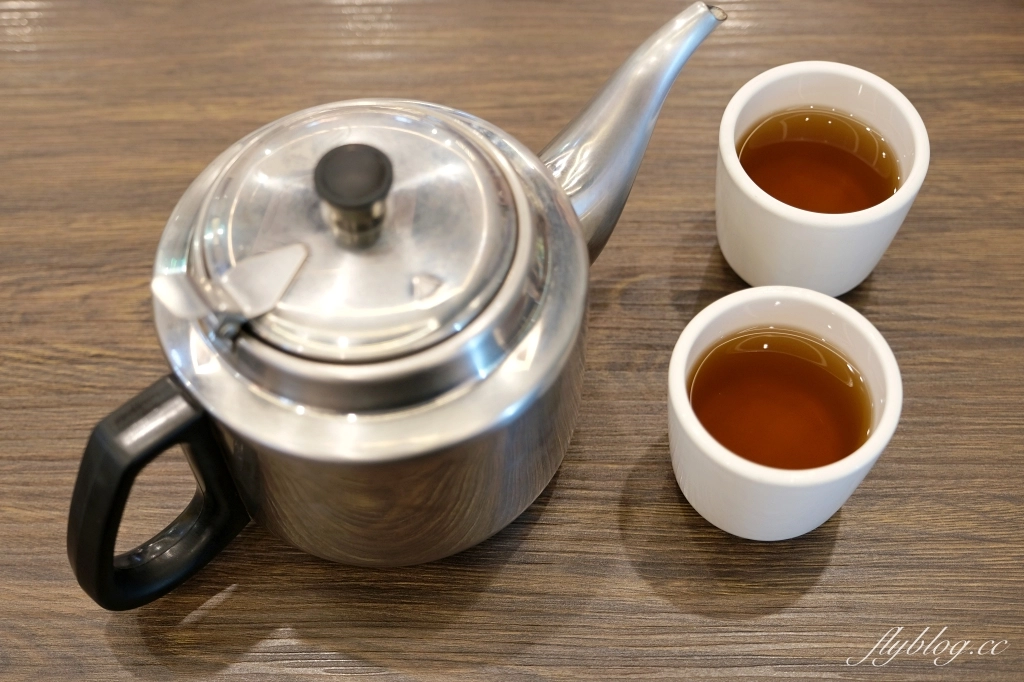 新北板橋｜六必居潮州一品沙鍋粥．全台最好吃的砂鍋粥，沒有預約吃不到 @飛天璇的口袋