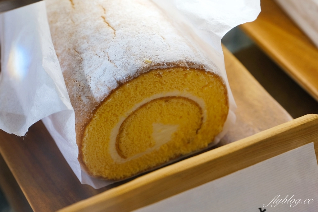 日本熊本｜パティスリー麓 Patisserie Roku．黑川溫泉必吃美食，濃郁滑順的現做泡芙 @飛天璇的口袋