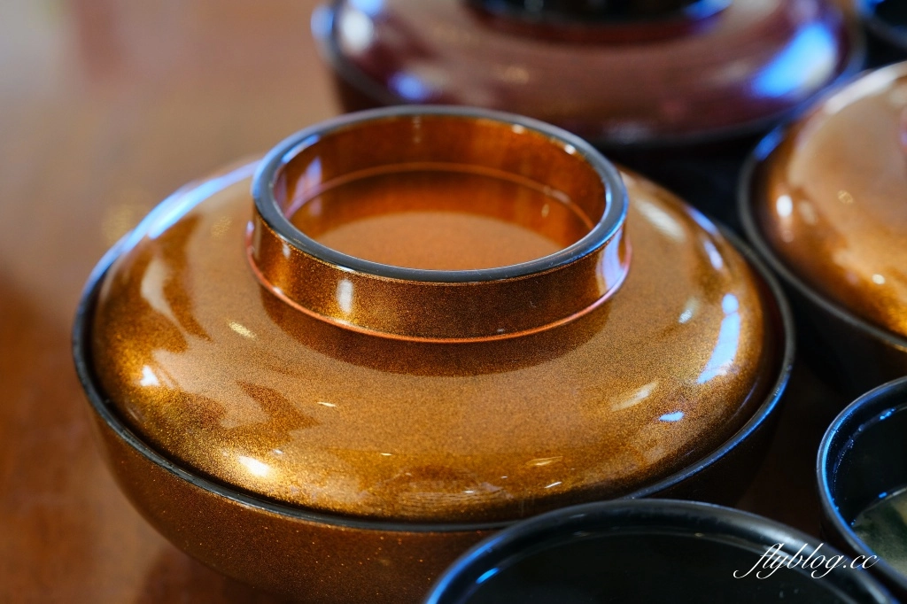 日本熊本｜やま康．山康阿蘇牛料理専門店，阿蘇火山下高森美食 @飛天璇的口袋