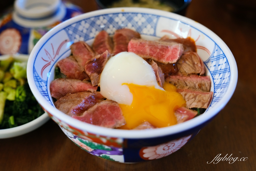 日本熊本｜やま康．山康阿蘇牛料理専門店，阿蘇火山下高森美食 @飛天璇的口袋