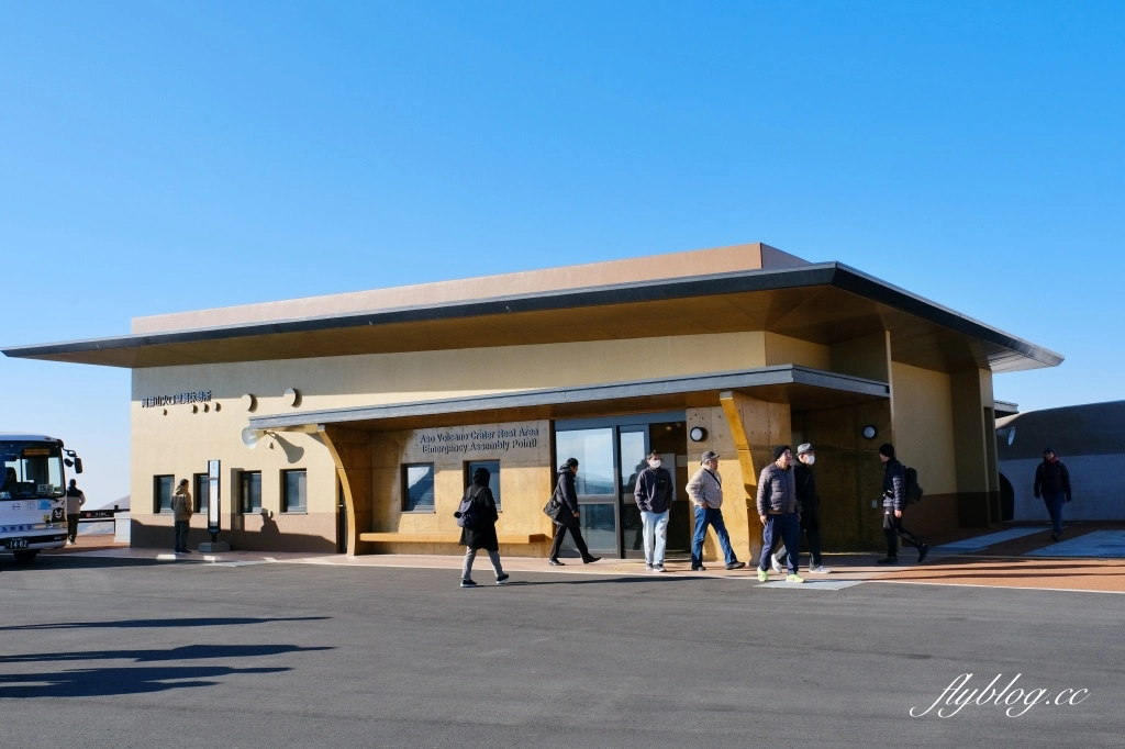 日本熊本｜阿蘇中岳火山口．近距離觀看阿蘇火山，熊本最熱門的自然景點 @飛天璇的口袋