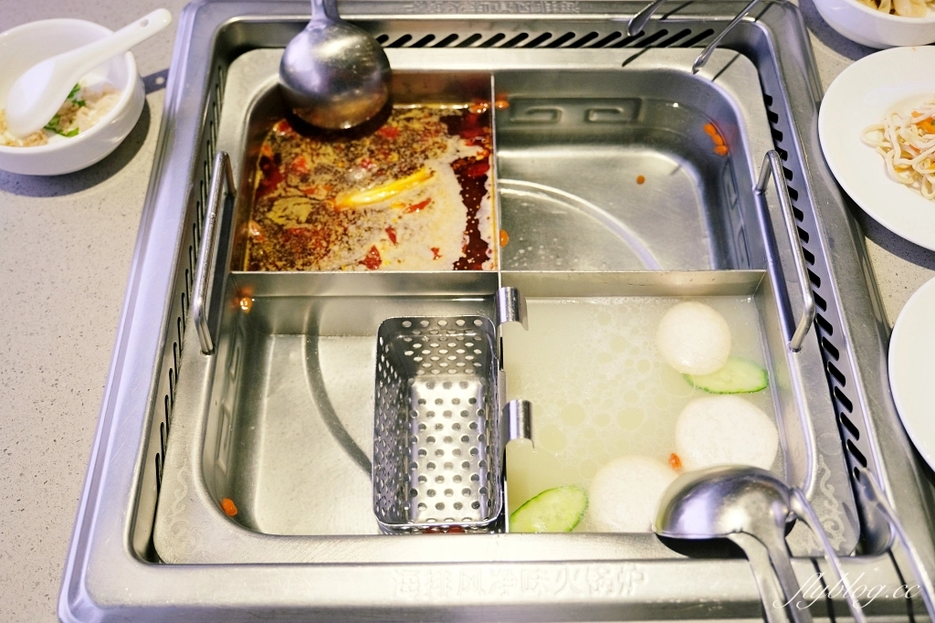 台中西屯｜海底撈火鍋．特殊服務有哪些？隱藏版吃法和特色醬料介紹 @飛天璇的口袋