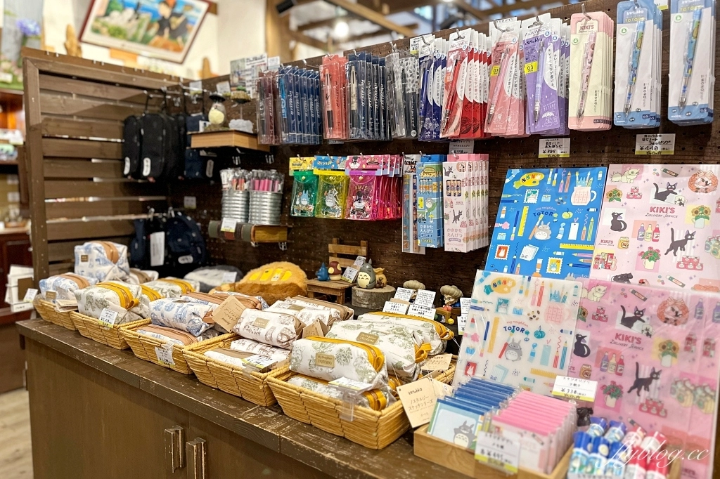 日本大分｜橡實之森 どんぐりの森．龍貓的故鄉由布院，龍貓紀念品專賣店 @飛天璇的口袋