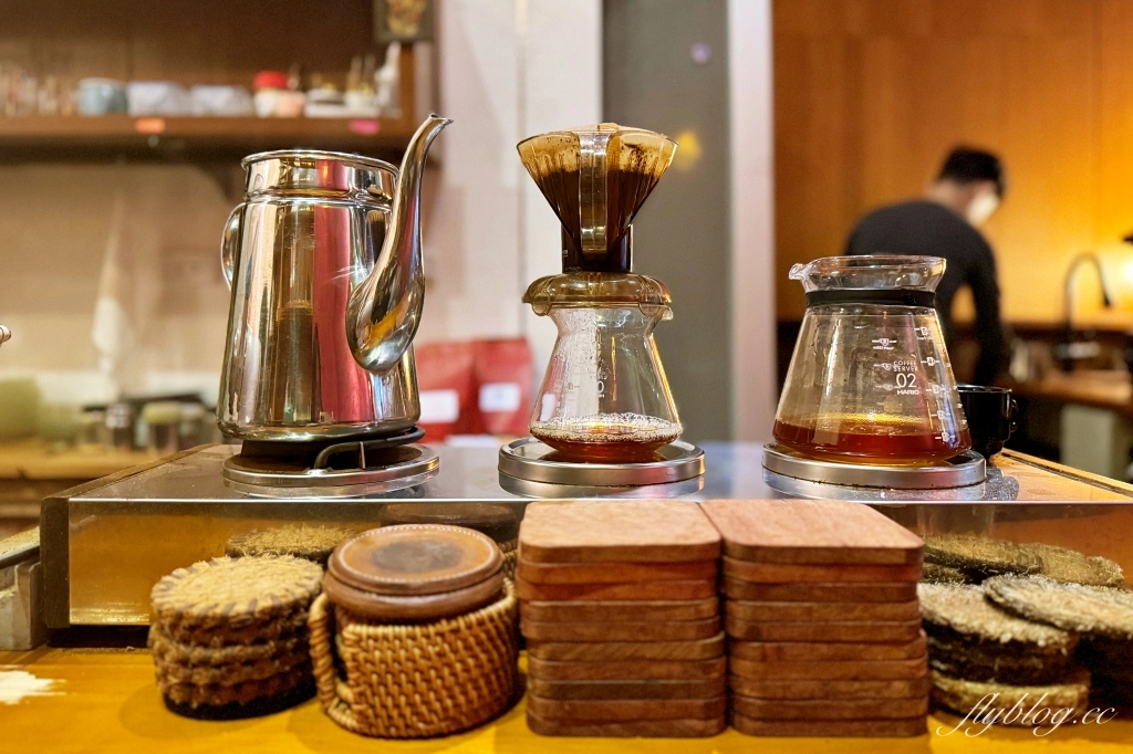 台中西屯｜多美咖啡．原沒有名字的咖啡館．精明一街老宅風新亮點 @飛天璇的口袋