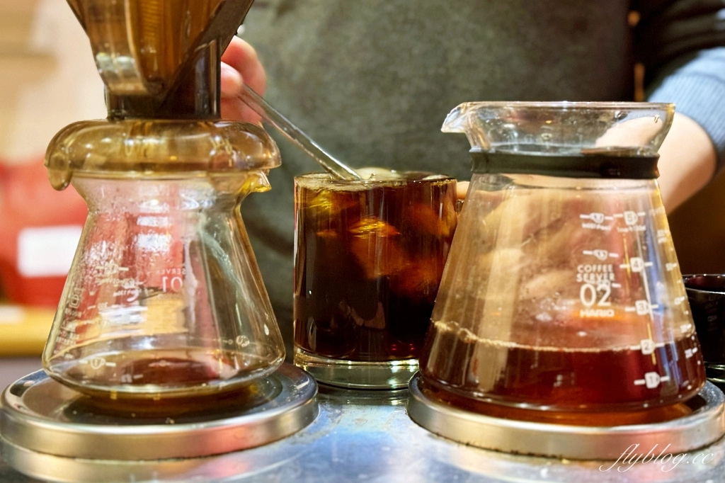 台中西屯｜多美咖啡．原沒有名字的咖啡館．精明一街老宅風新亮點 @飛天璇的口袋