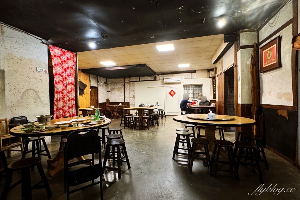 台中北屯｜酒攤．充滿復古味的老宅，品嚐古早味台菜，崇德路美食推薦 @飛天璇的口袋