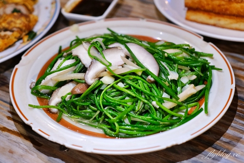 台中北屯｜酒攤．充滿復古味的老宅，品嚐古早味台菜，崇德路美食推薦 @飛天璇的口袋