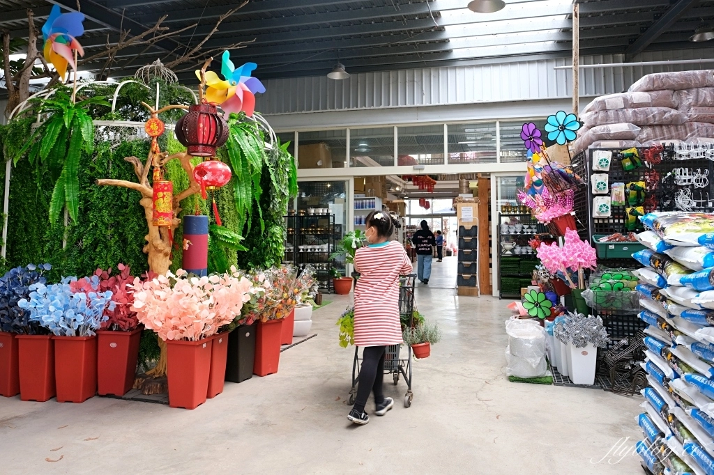 台中南屯｜江合花市．台中花市盆栽植物花卉器材，過年過節買花的好地方 @飛天璇的口袋