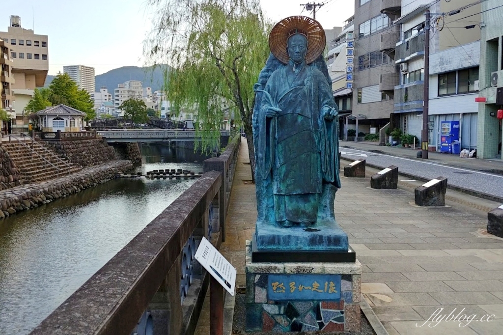 日本長崎｜眼鏡橋．日本最古老的拱形石橋．日本三大名橋尋找愛心石 @飛天璇的口袋