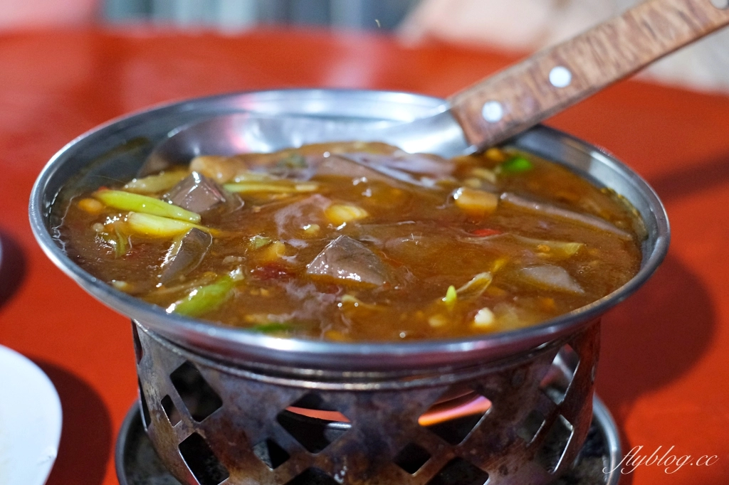 台中北屯｜真林海鮮鵝肉．隱身昌平路東光市場，從路邊攤起家的現炒餐廳 @飛天璇的口袋