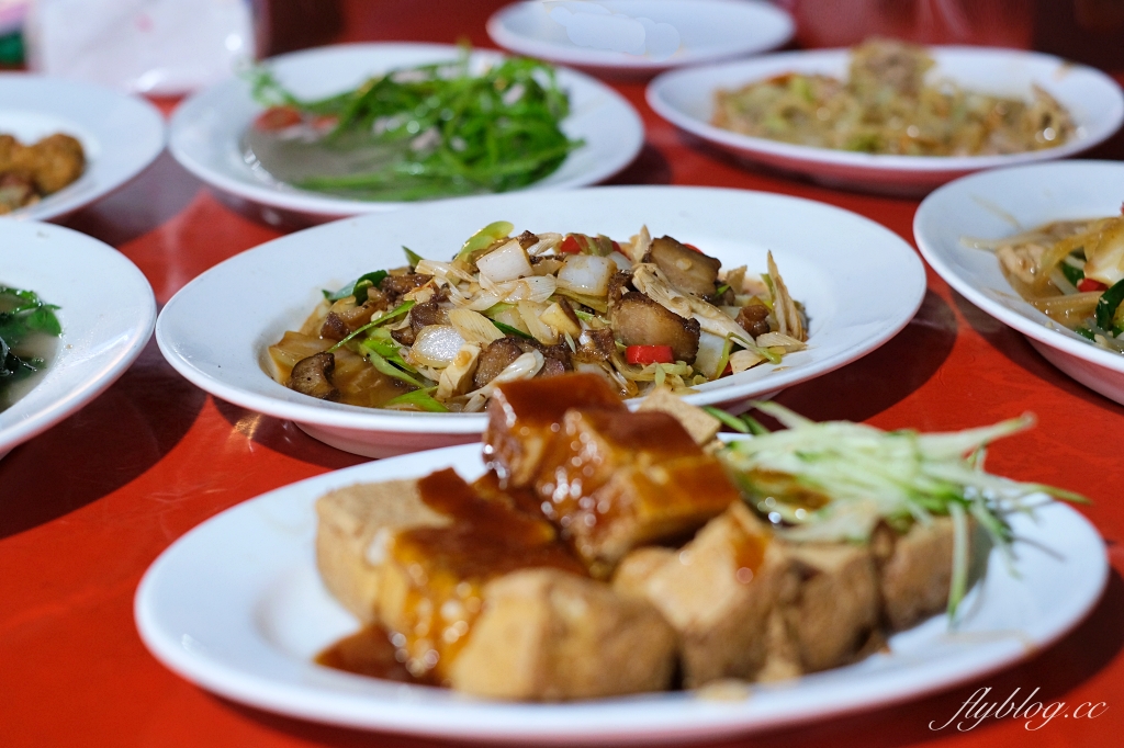 台中北屯｜真林海鮮鵝肉．隱身昌平路東光市場，從路邊攤起家的現炒餐廳 @飛天璇的口袋