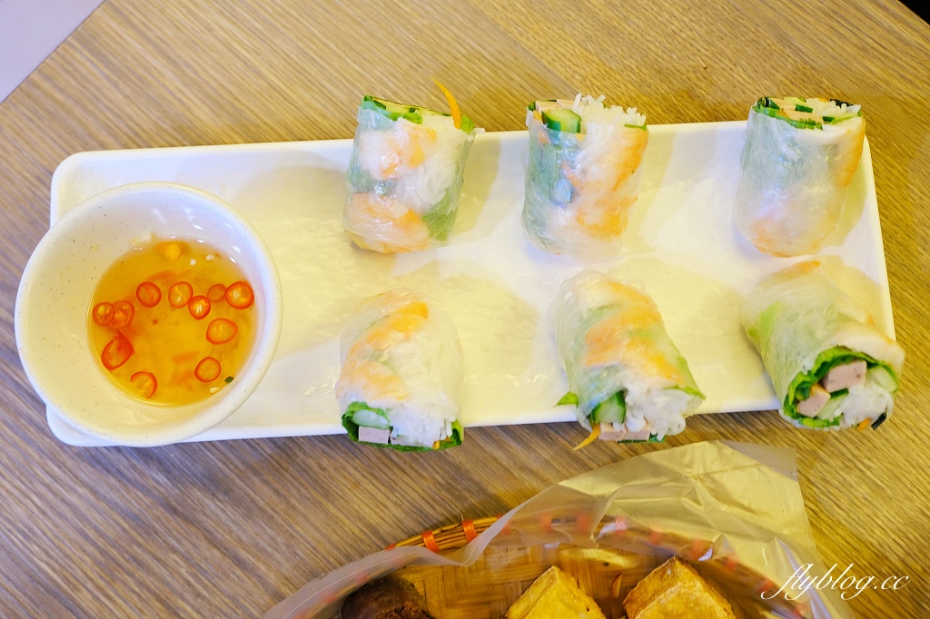 台中中區｜越南你好 Hello Vietnam．河內美食成功店，米其林必比登推薦 @飛天璇的口袋