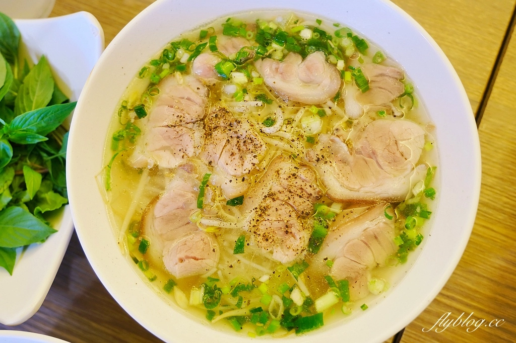 台中中區｜越南你好 Hello Vietnam．河內美食成功店，米其林必比登推薦 @飛天璇的口袋