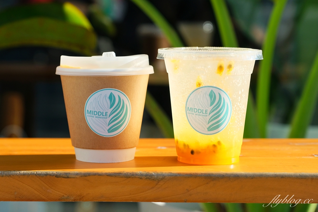 南投埔里｜Middle coffee 明豆咖啡．地母廟旁的韓系咖啡館，咖啡好喝有水準 @飛天璇的口袋