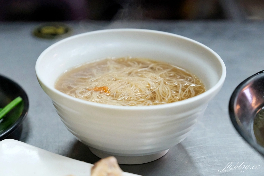 台中西屯|水湳鴨肉冬粉.長安路無名鴨肉冬粉,價格實惠份量十足 @飛天璇的口袋 台中西屯|水湳鴨肉冬粉.長安路無名鴨肉冬粉,價格實惠份量十足 @飛天璇的口袋