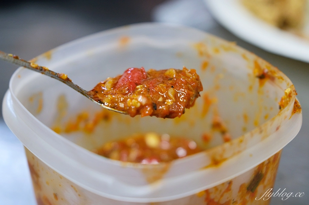 台中北區｜手工臭豆腐．一中街排隊臭豆腐，外酥內軟超好吃 @飛天璇的口袋