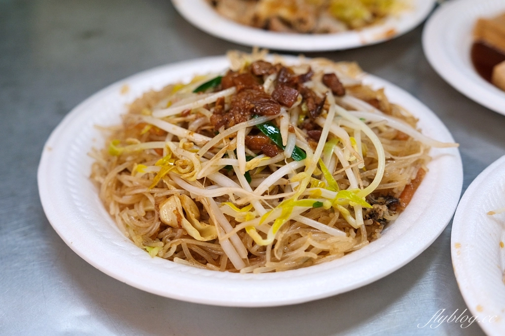 台中西屯｜阿蓮麵店．水湳市場60年美食，環境不佳餐點實在 @飛天璇的口袋
