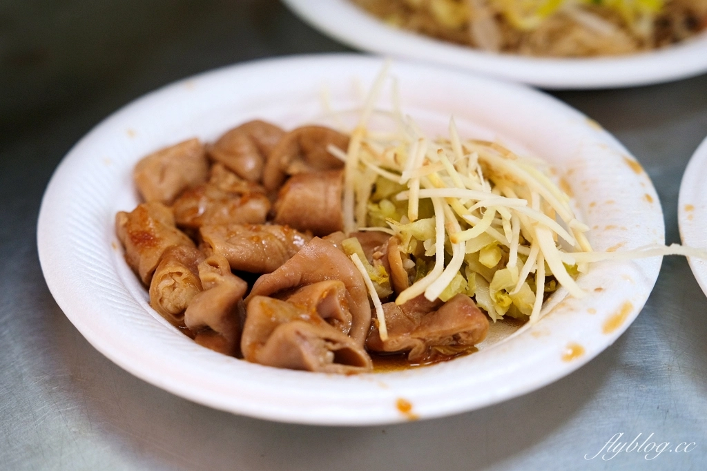 台中西屯｜阿蓮麵店．水湳市場60年美食，環境不佳餐點實在 @飛天璇的口袋