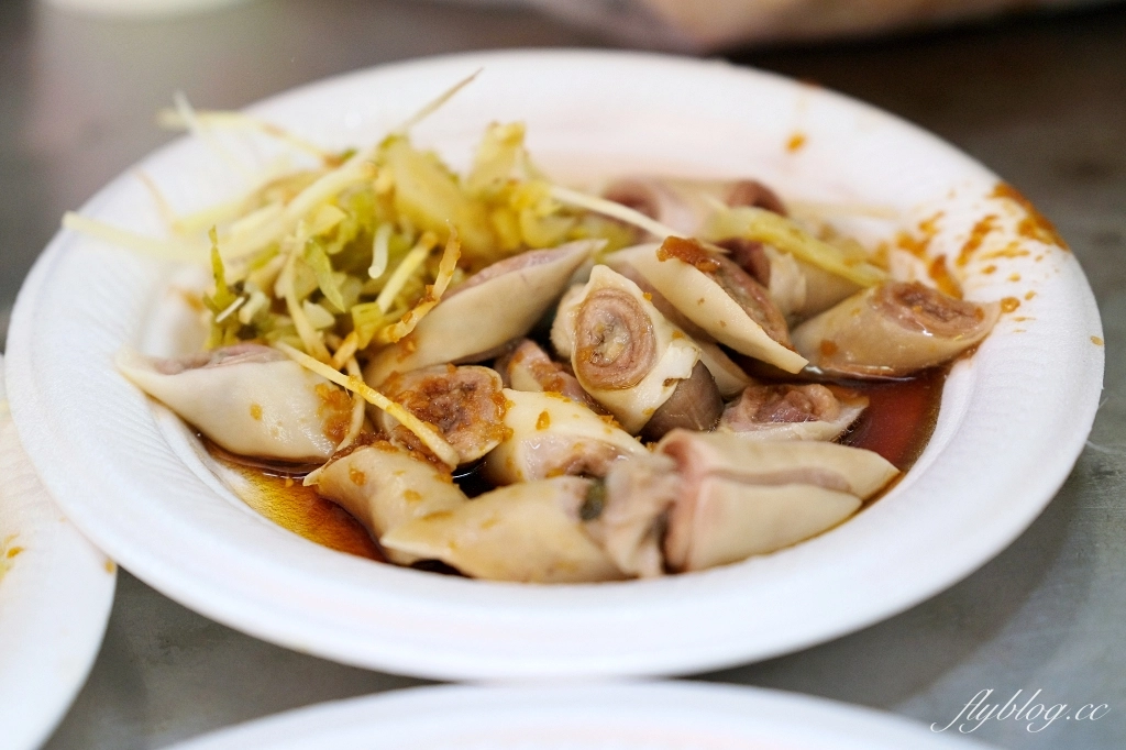 台中西屯｜阿蓮麵店．水湳市場60年美食，環境不佳餐點實在 @飛天璇的口袋