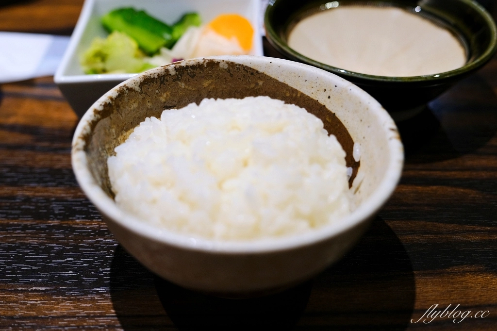 日本熊本｜勝烈亭 新市街本店．米其林指南推薦，日本百大炸豬排名店 @飛天璇的口袋