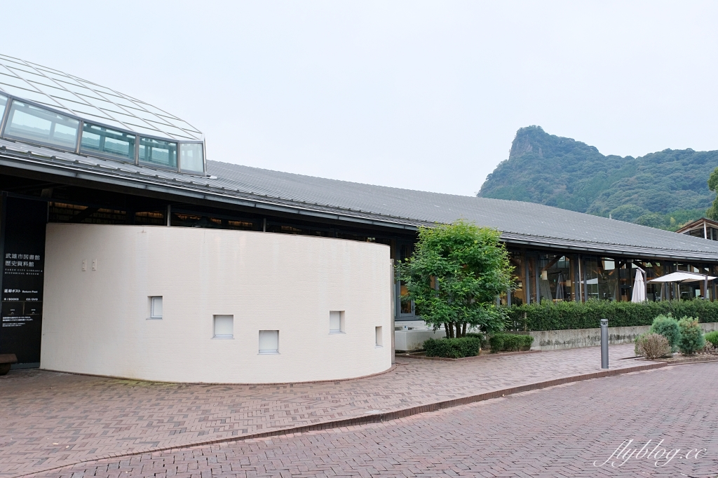 日本佐賀｜武雄市圖書館．結合星巴克和蔦屋書局，佐賀最美的圖書館 @飛天璇的口袋