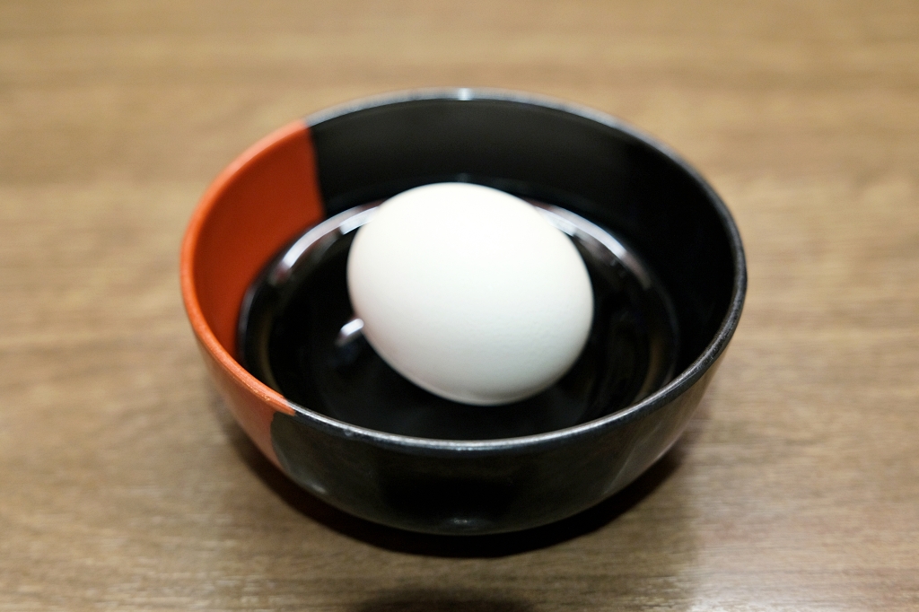 日本福岡｜一蘭拉麵太宰府參道店．全世界唯一五角碗拉麵，祈求考試順利的合格麵 @飛天璇的口袋