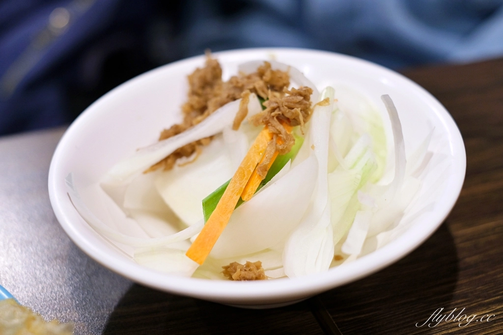 台中西區|食藝石頭火鍋民權店.超有年代感的石頭火鍋,很像在吃香港大排檔 @飛天璇的口袋 台中西區|食藝石頭火鍋民權店.超有年代感的石頭火鍋,很像在吃香港大排檔 @飛天璇的口袋