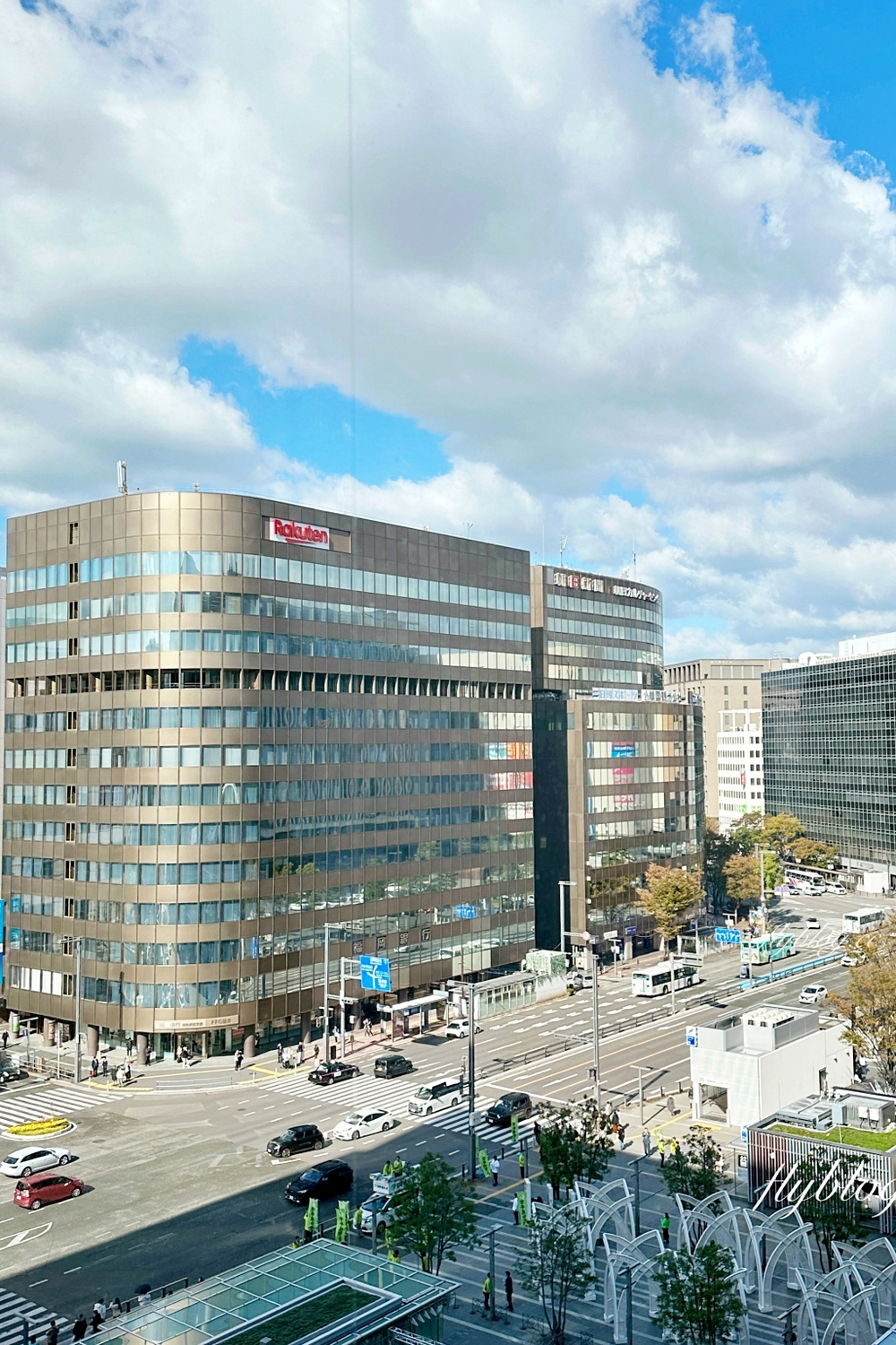 日本福岡｜REC COFFEE 博多丸井店．博多車站KITTE百貨，坐擁六樓第一排景色 @飛天璇的口袋