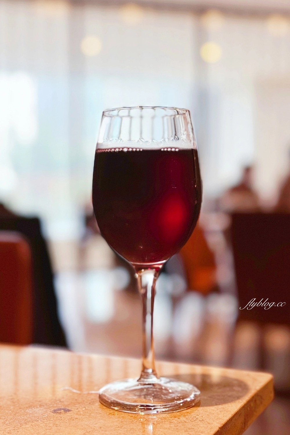 台中西屯｜Soluna 饗樂全日餐廳．台中日月千禧自助百匯吃到飽，Master卡平日2人同行65折 @飛天璇的口袋