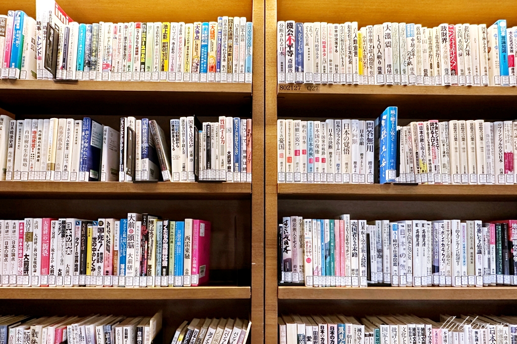 日本佐賀｜武雄市圖書館．結合星巴克和蔦屋書局，佐賀最美的圖書館 @飛天璇的口袋