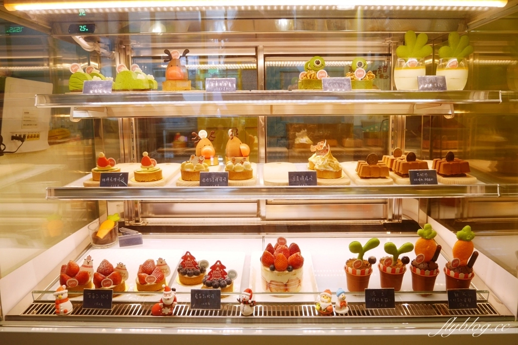 台中西區|耕者有其甜.超萌狗狗造型甜點,季節限定草莓生日蛋糕 @飛天璇的口袋 台中西區|耕者有其甜.超萌狗狗造型甜點,季節限定草莓生日蛋糕 @飛天璇的口袋