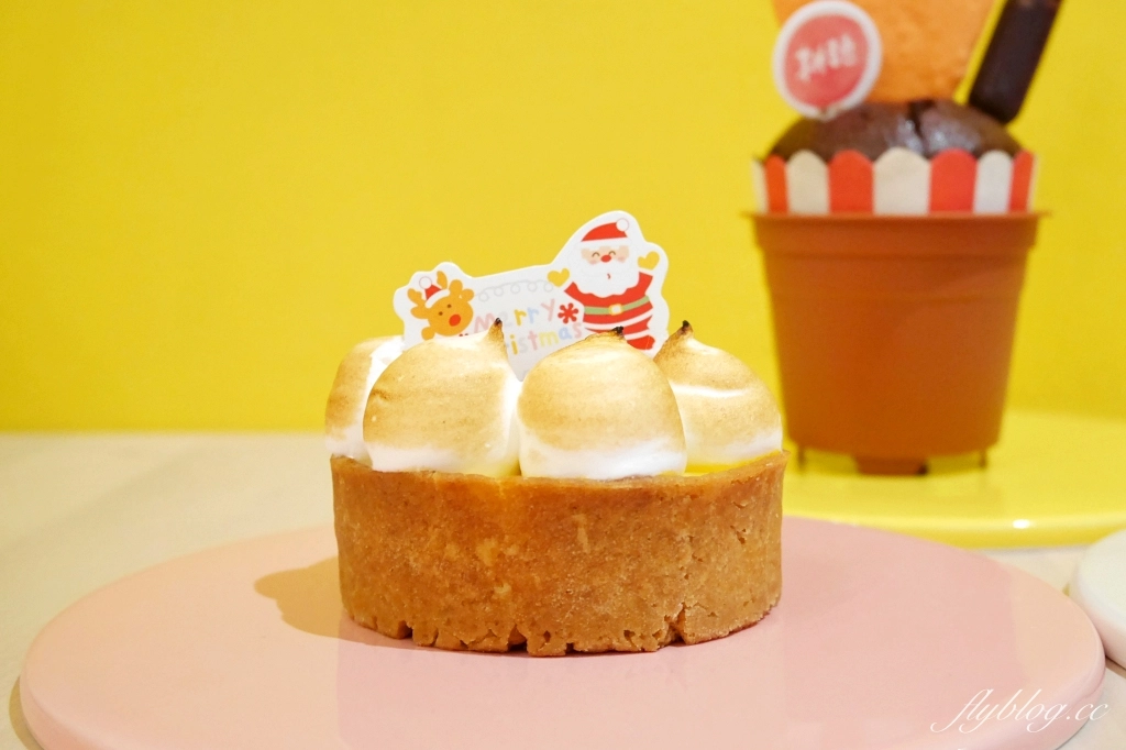 台中西區｜耕者有其甜．超萌狗狗造型甜點，季節限定草莓生日蛋糕 @飛天璇的口袋