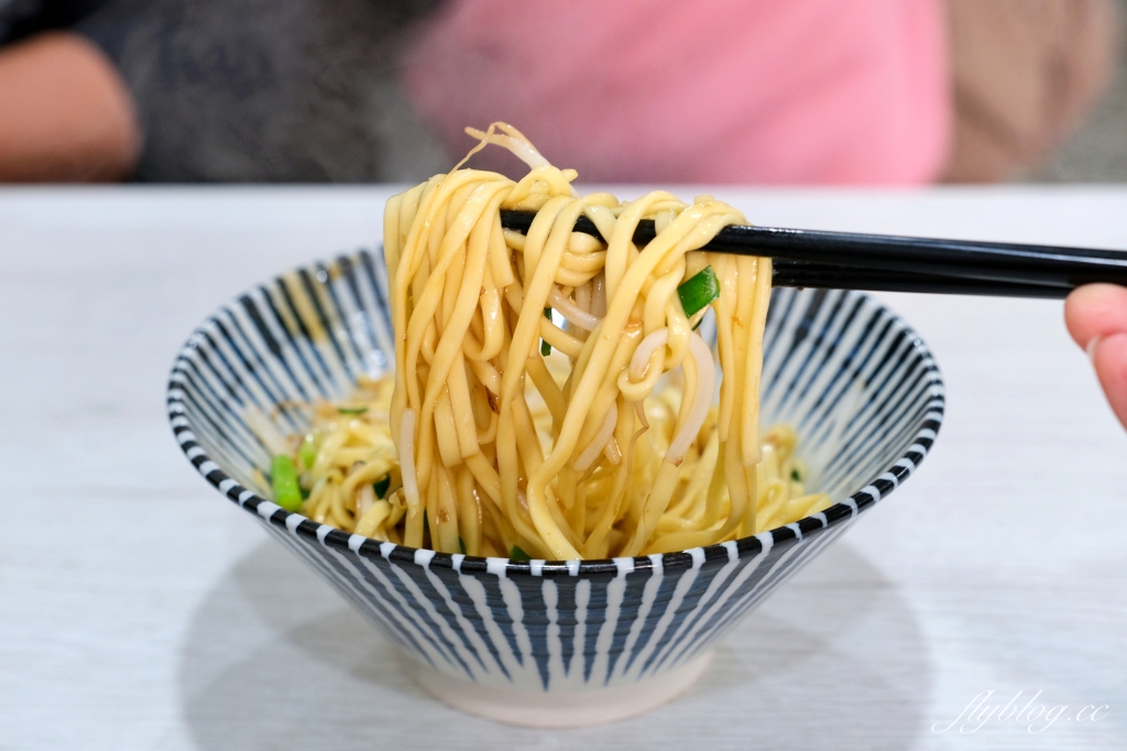 苗栗卓蘭｜立軒麵館．Google評論4.6顆星，吃得到道地客家麵和湯圓 @飛天璇的口袋